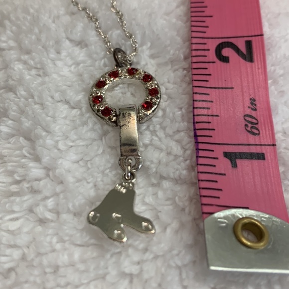 MLB BOSTON RED SOXS NECKLACE - Picture 3 of 7